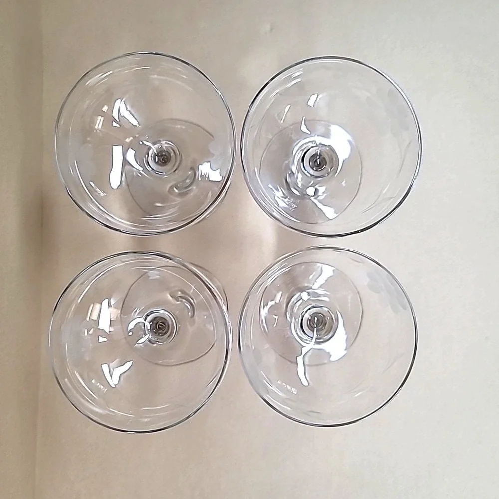 Unmarked vintage set